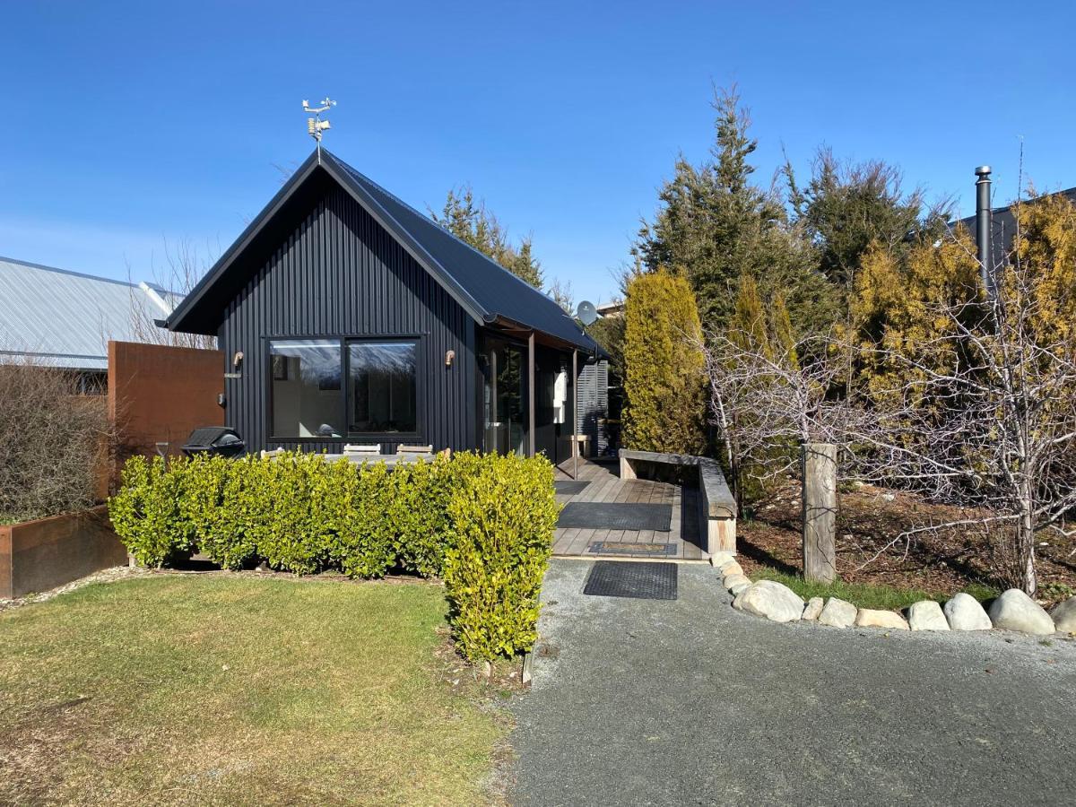 Black Beech House With Stunning Outdoor Bath Lake Tekapo Exteriér fotografie